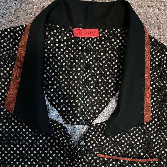 T shirt by blackredd - Picture 1 of 2